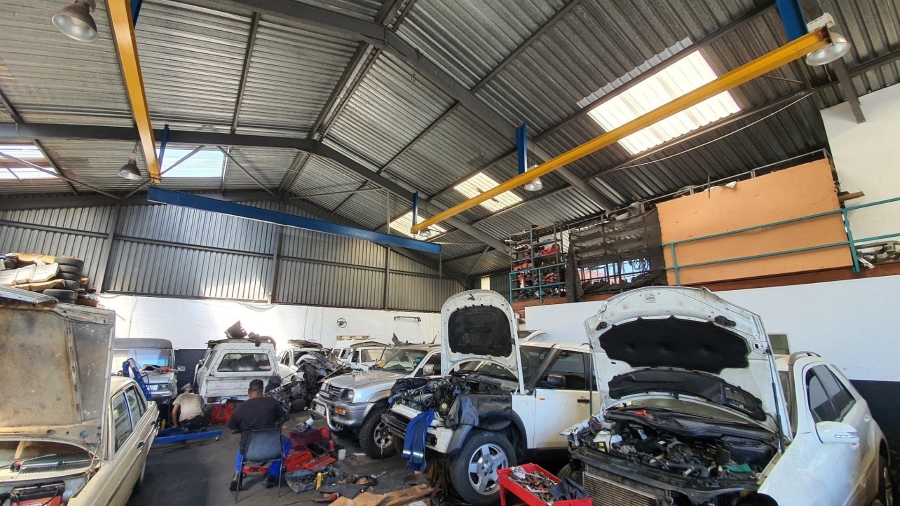 To Let commercial Property for Rent in Parow East Western Cape